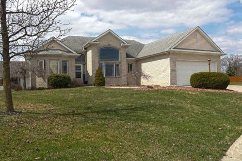 9140 Brant Pt, Gar Creek, IN 46774-2746