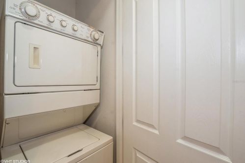 1427 Fairview Cir, Kissimmee FL 34747-6775 exterior