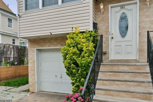 553 26th St, Paterson NJ  07514-2549 exterior
