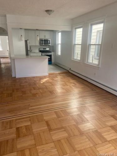 2831 Lasalle Ave, Bronx NY  10461-5948 exterior