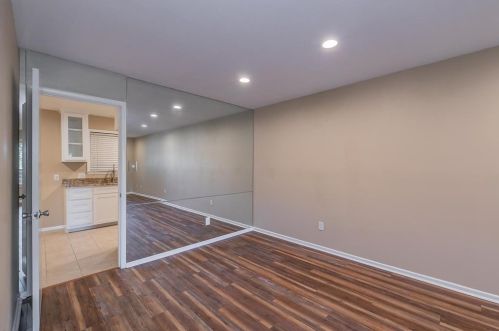 6501 Calmont Ave, Fort Worth TX  76116-4319 exterior