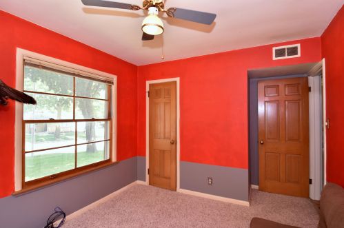 1316 101, Milwaukee WI 53214-3902 exterior