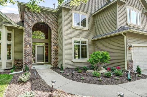 13876 Edenwood Way, Saint Paul, MN 55124-9242