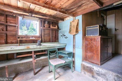 256 Walton St, Lemoyne PA  17043-2024 exterior