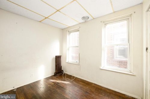 1443 Princess Ave, Camden NJ  08103-2910 exterior