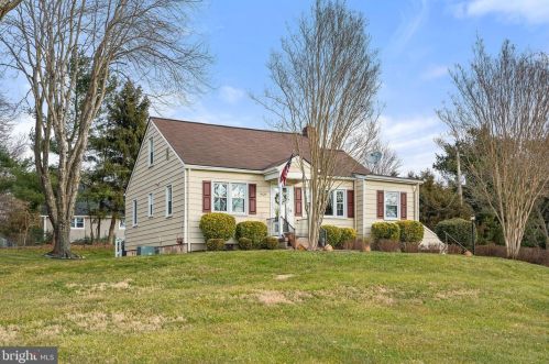 14624 Vint Hill Rd, Nokesville, VA 20181-1216