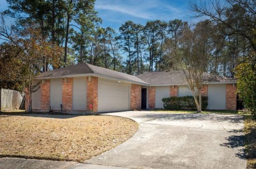 19702 Bellaw Woods Dr, Humble, TX 77338-1932