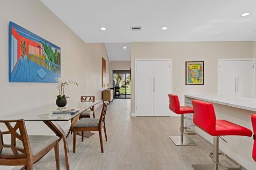 918 Inverness Dr, Rancho Mirage CA  92270-1405 exterior