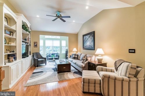 23 Westhampton Way, Lansdale PA 19446-7315 exterior