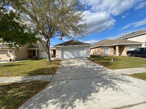 2417 Ashecroft Dr, Kissimmee FL  34744-8471 exterior
