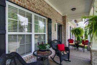 210 Schoolpath Ln, Franklin, TN 37064-4755