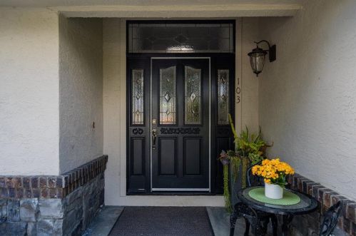 103 Louise Cir, Hollister, CA 95023-6441