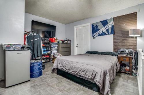 1626 Engle Ave, Dallas TX  75224-2402 exterior