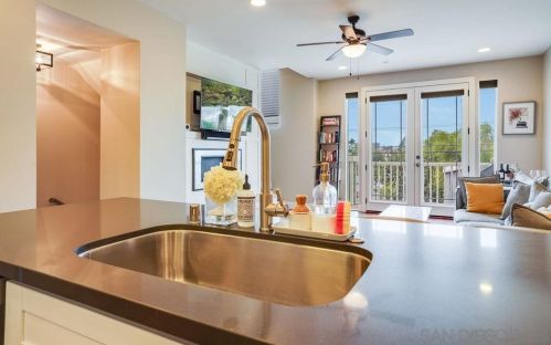 911 27 St, San Diego CA 92102-1013 exterior