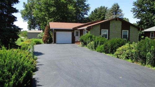 176 Union St, Camden, IN 46917-4114