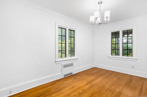 9 Rutland Rd, Scarsdale NY  10583-3508 exterior