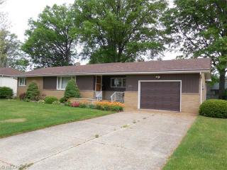 1504 38th St, Lorain, OH 44053-2808