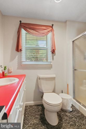 125 Dixie Dr, Red Lion PA  17356-1110 exterior