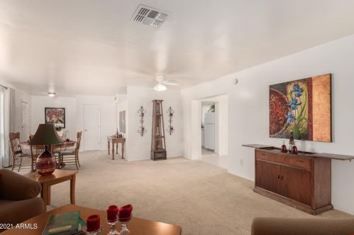 10747 Crosby Dr, Sun City, AZ 85351-4023