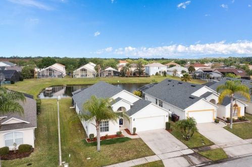 1155 Liberty Hall Dr, Kissimmee FL 34746-6724 exterior