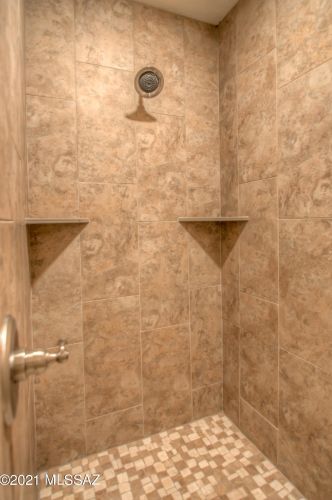 1040 Arizona Ave, Tucson AZ 85705-7712 exterior