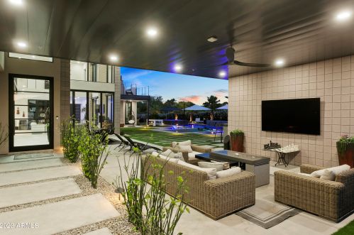 10019 57th St, Scottsdale AZ  85253-1137 exterior