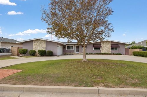 5315 Burlingame Ave, Buena Park, CA 90621-1521