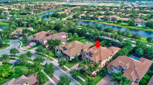 8285 Hawks Gully Ave, Delray Beach FL  33446-9674 exterior