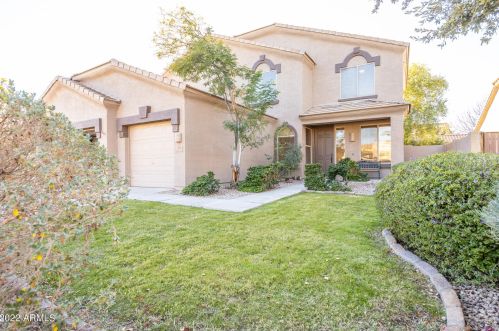 974 Porter St, Gilbert, AZ 85296-3655