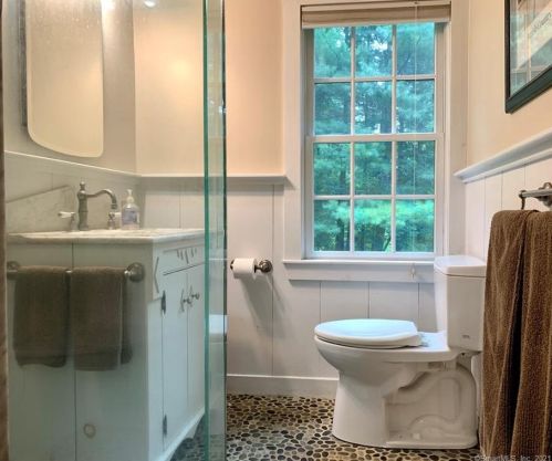 646 Branchville Rd, Ridgefield CT  06877-6128 exterior