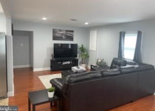 18 Harrow Pl, Wilmington DE  19805-1241 exterior