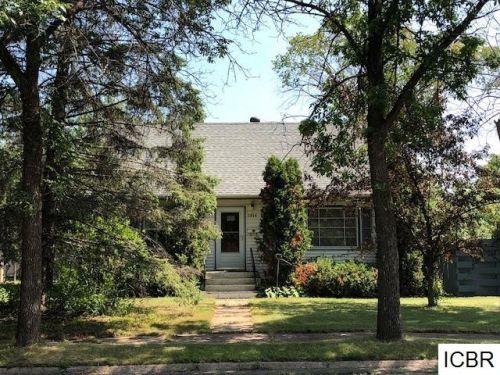 3854 2 Ave, Hibbing MN  55746-2804 exterior