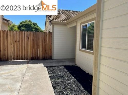 1955 Santa Fe St, Oakley, CA 94561-1656