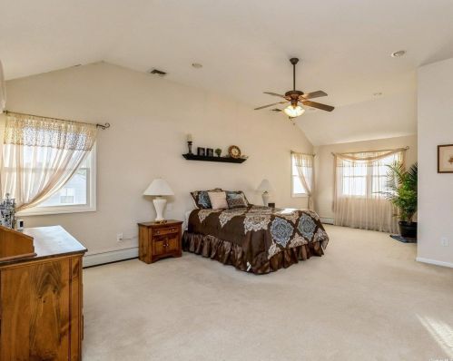 50 Avenue B, San Remo NY  11754-2505 exterior