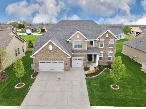 7968 Parsley Pl, Englewood, OH 45315-7946