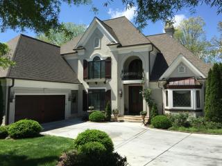 2530 Flintgrove Rd, Charlotte NC  28226-5617 exterior