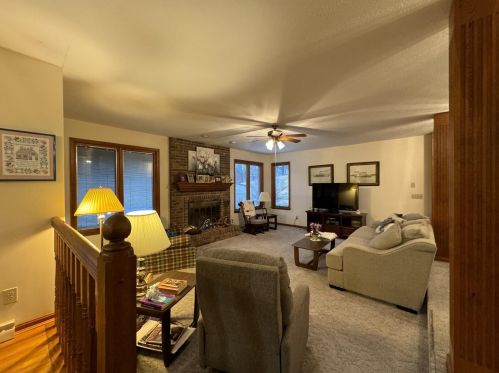 1 Cedar Pt, Newport KY  41076-1743 exterior