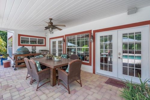 6511 Sable Rdg Ln, Naples FL 34109-3868 exterior