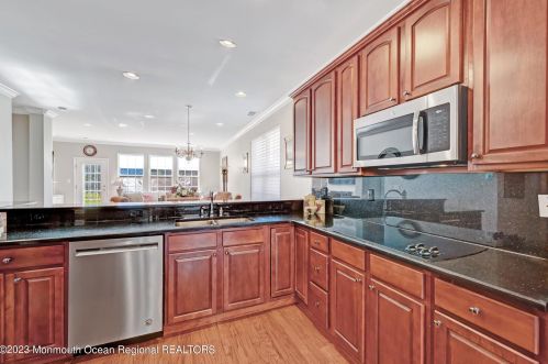 17 Spencer Dr, Jackson Twp NJ  08527-4389 exterior