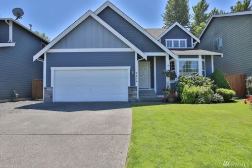 8416 137th Street Ct, Puyallup, WA 98373-6414