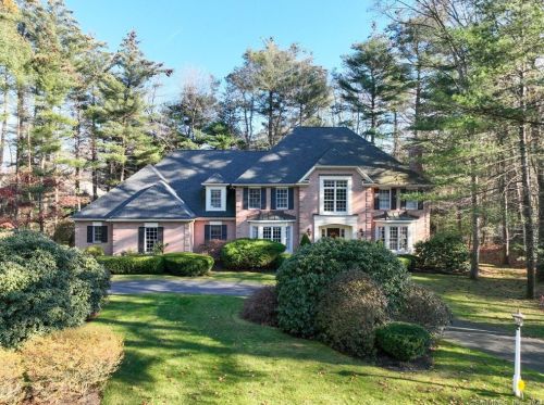 6 Townsend Rd, Farmington CT  06032-1569 exterior