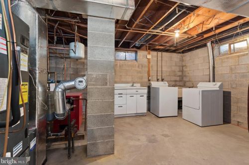 1749 Church Rd, Hummelstown PA  17036-9724 exterior