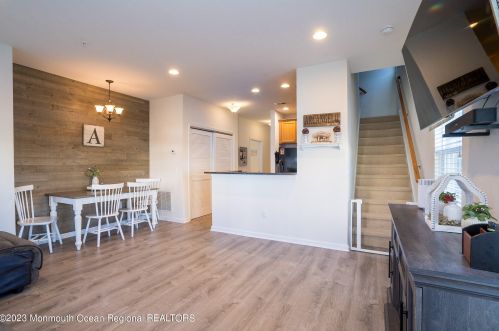 24 Jake Dr, Tinton Falls, NJ 07712-7534