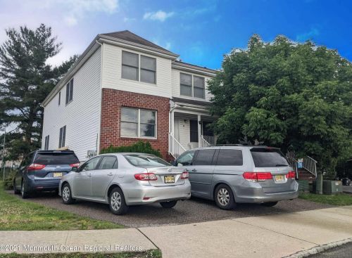 16 Gila Pl, Lakewood, NJ 08701-5271
