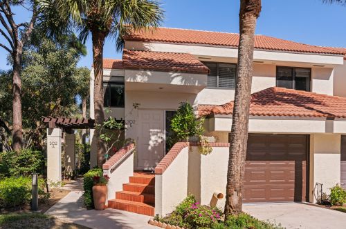 302 Sea Oats Dr, West Palm Beach, FL 33408-1419