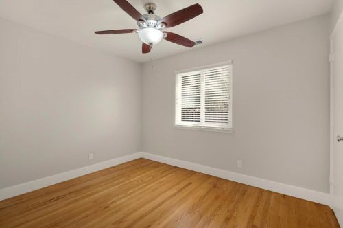 300 Sobrato Dr, Campbell CA  95008-3919 exterior