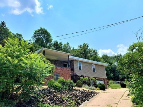 392 Chartiers Run Rd, Canonsburg, PA 15317-9720