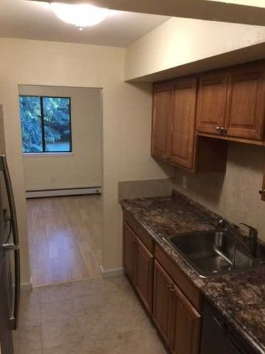 1106 Cherry Hill Dr, Poughkeepsie NY  12603-1747 exterior