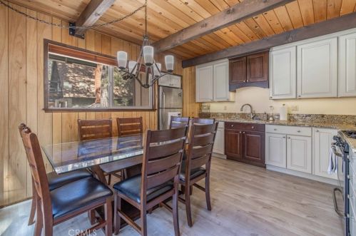 919 Mountain Ln, Big Bear City CA  92314 exterior