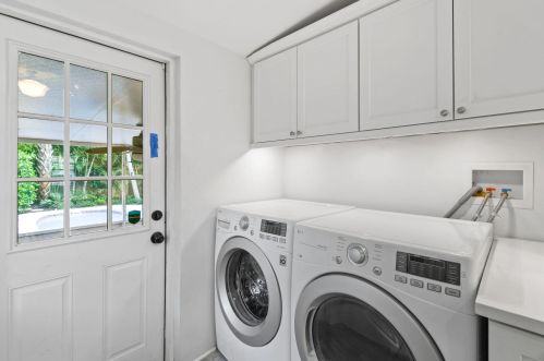 529 34 St, West Palm Beach FL  33404-3002 exterior